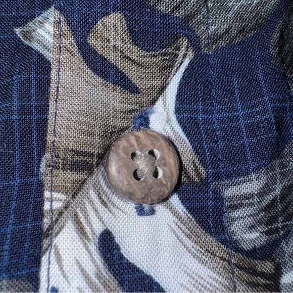 Batik Bay Mens Size XL Hawaiian Short Sleeve Button Down Shirt 100% Rayon Nice - Picture 3 of 11